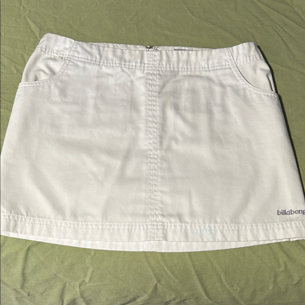 Billabong Women's Cream Mini Skirt